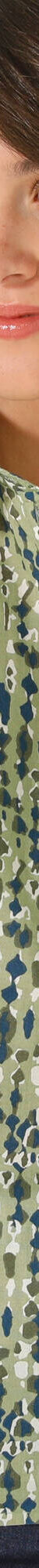 Blouse manches courtes à revers, imprimé minimaliste (vert / marine) Blouse manches courtes à revers, imprimé minimaliste (vert / marine)